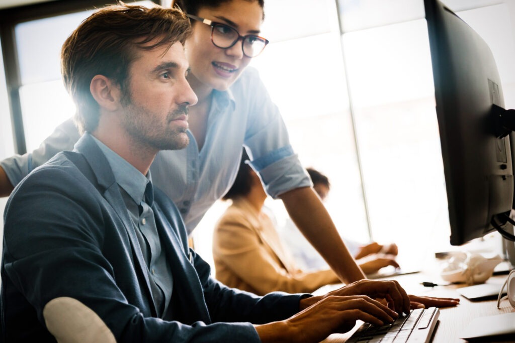 Produits informatiques professionnels présentés par un distributeur informatique B2B spécialisé en solutions IT